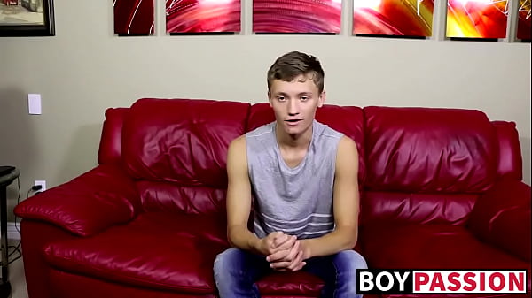 Play MP4 - Matthew shows his adorable twink body and jerks off his cock