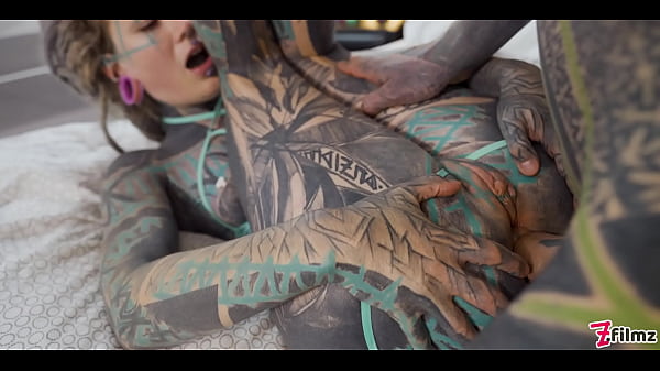 Tattooed girl deep anal pounding 