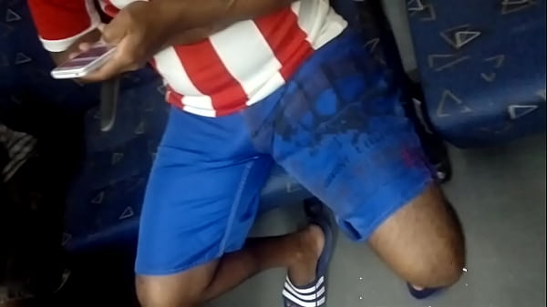 Play MP4 - sem cueca no bus&atilde;o