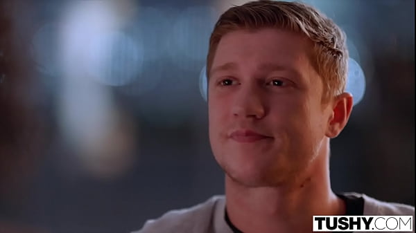 Play MP4 - TUSHY Anal-loving petite Alexis seduces her bestie's BF