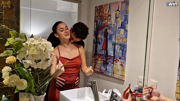 Play MP4 - Casada Safada Gabbie Luna Gozando 3 Vezes