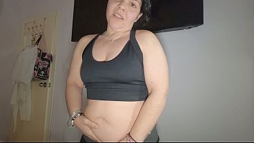 Esposa coroa confessa ter fodido o treinador e gozou dentro