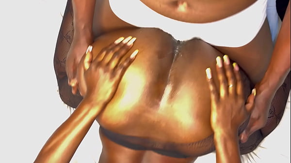 Big ass_Ebony slut takes huge cock raw hard and_rough