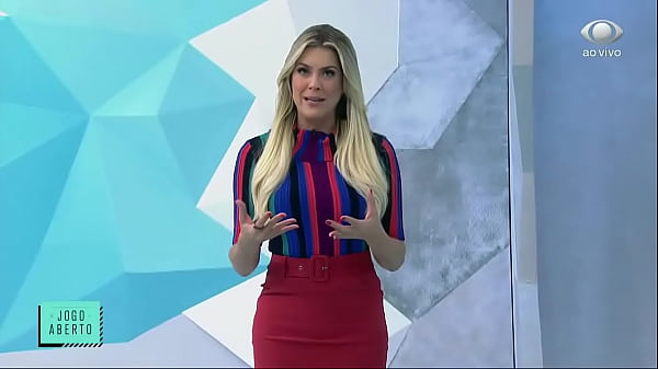 Renata fan jogo aberto loira tesuda gostosa do esporte da tv brasileira 