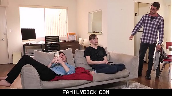 Bearded stepDaddy Has Threesome 