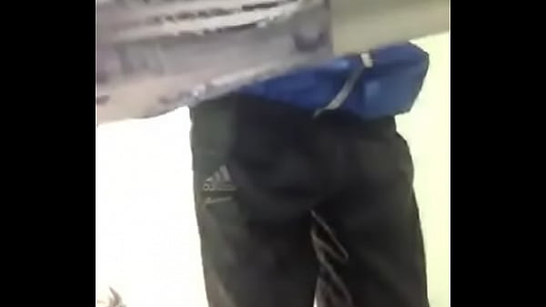 Play MP4 - Tela sire olor a culito&period;&period;&period; Oliendo calzoncillo con lechee