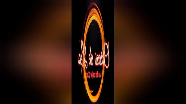 Nonton Mi Hermosa Vecina Me A En Mi Cuarto thumbnail