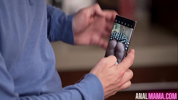 Scandal in Suburbia Dee_Williams , Rion King