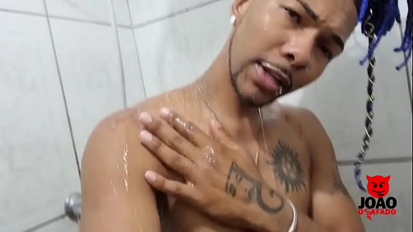 Novinha Tomando Banho_Com Joao O Safado