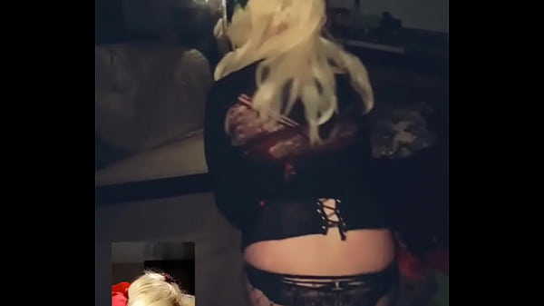 Sissy shows off to friend 