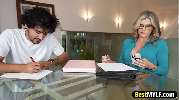 Nonton Sexy Reinforcement thumbnail