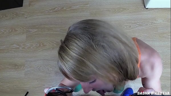 Play MP4 - Stepsister cocksucker