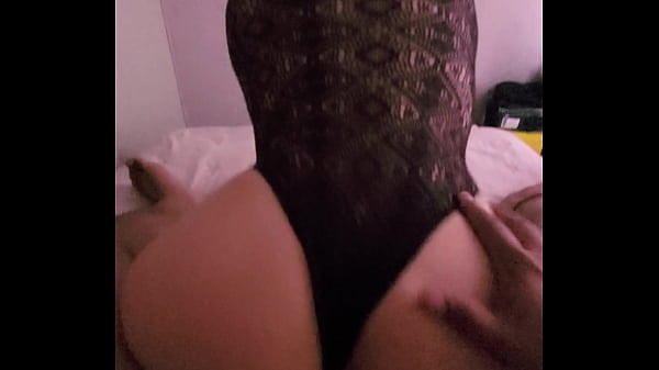 Play MP4 - rica prostituta culona en hotel d&aacute;ndose de sentones&comma; me vine dentro de ella y sin condon