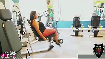 Post workout stars into kitchen ass pounding with cumshots
