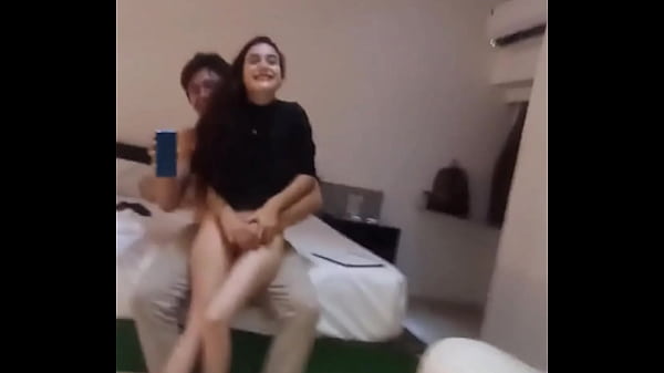 Play MP4 - Ela Fez 18 Anos e Gritou Dando o Cuzinho no Motel&excl; &lpar;ANAL&rpar;