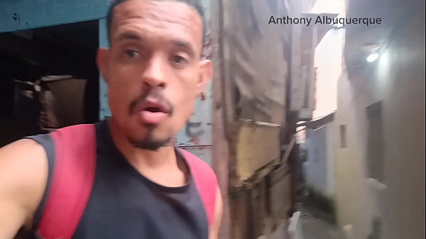 Pica De 22cm Entrou Rasgando No Cu Do Novinho Da Favela thumbnail