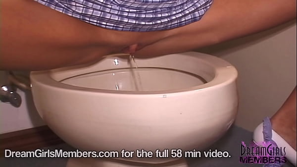 Natural blonde pees and then flashes her pussy in public