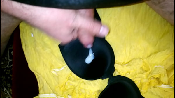 Play MP4 - small cup bra cum crossdress