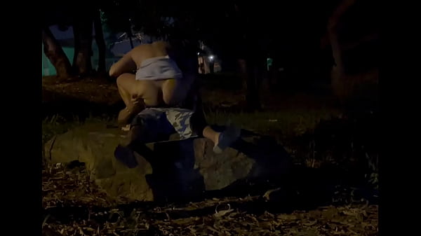 Play MP4 - Aline Tavares &colon; Encontrei o Matheus Lupan na rua e tive que transar gostoso com ele at&eacute; sermos flagrados pelos vizinhos que ouviram o meu gemido