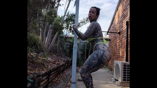 Micro Bikini Twerking and Pole Dancing Melody Radford Leaked 