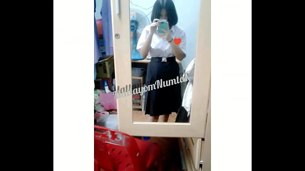 นักศึกษาเงี่ยนจัดติ้วหีน้ำแตกคามือ