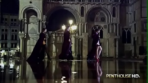 HARMONY Sex In Venice