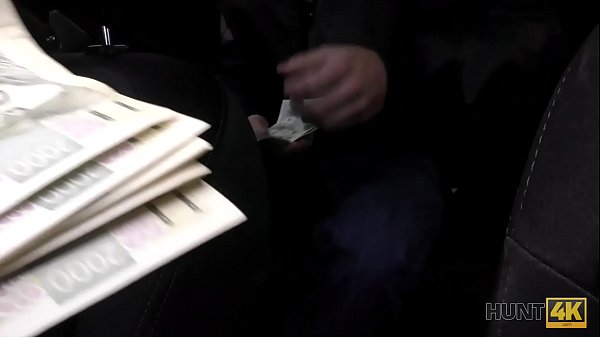 HUNT4K. Slutty girl_has dirty sex in the car in front ofbf