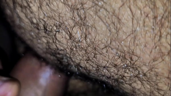 Play MP4 - VIU OPORTUNIDADE E FODEU O AMIGO DA SUA ESPOSA NA CAMA DELA&period;