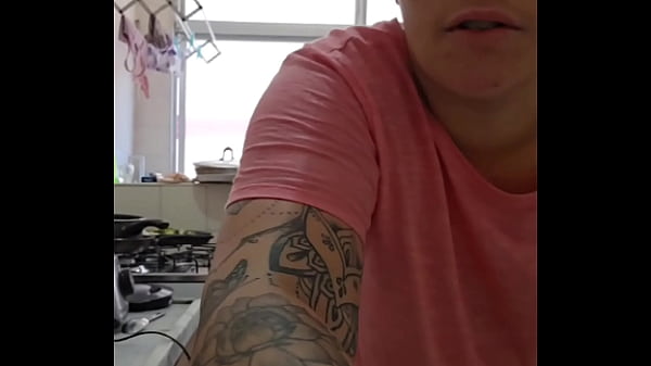 Nonton Fazendo O Almo&ccedil;o Pro Marido Mas Sabendo Que Serei A Sobremesa thumbnail