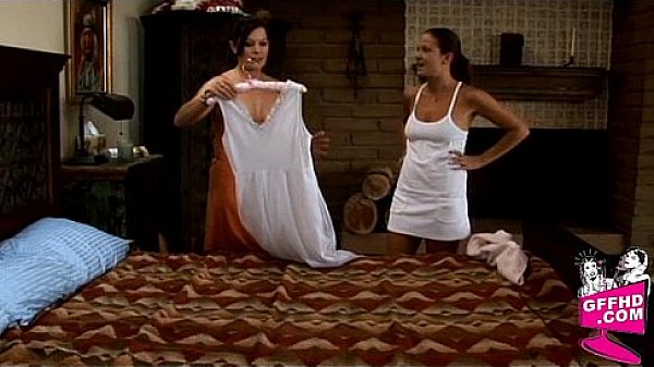 Girls Enjoying Girls 1362 thumbnail