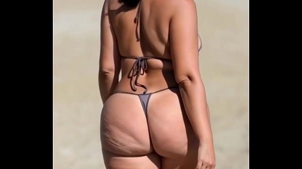 Huge ass thick girls walking compilation 2 ai