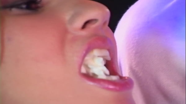 Nonton Pussy Whipped - Busty Blonde Babe Gets Fucked And Facialled thumbnail