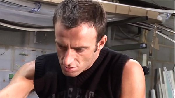 Vigilantes spy_from the cameras the_young girl fucked by the worker