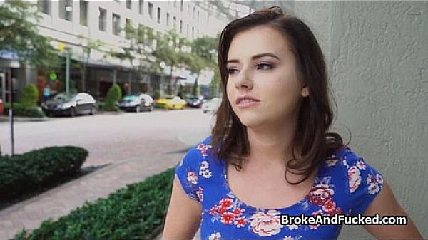 Nonton Talking Karli Into A Quickie thumbnail