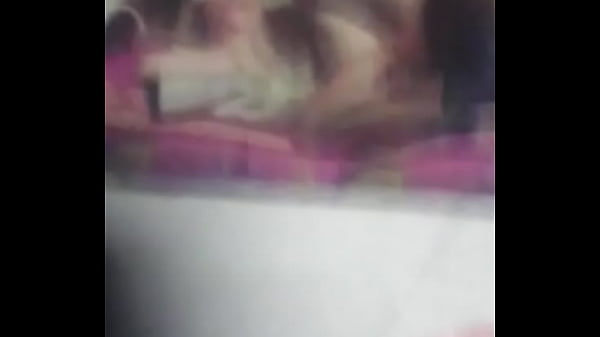 vecina putota quiere sexo_todos lsdias violeta rams