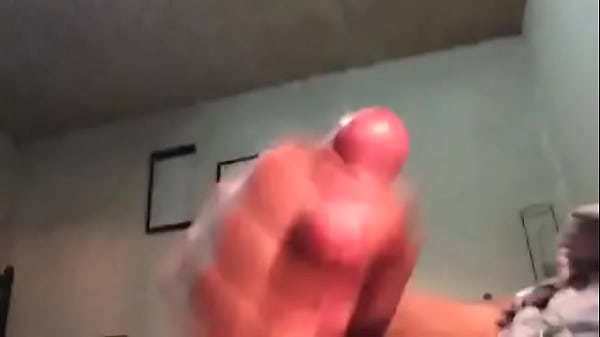 Twittero se masturba rico @Huggobs 