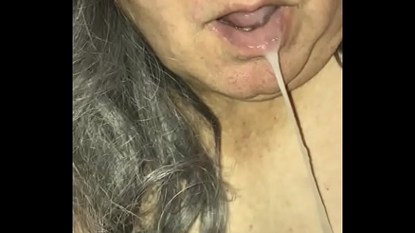 Play MP4 - Mature Tranny Cum In Mouth Cum Bubbles