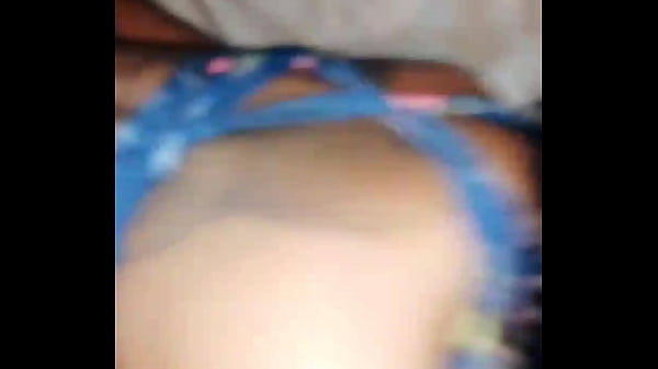 Play MP4 - Gulosa gostosa&comma; chupando pirocas