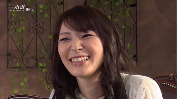 Av女優モデル系長身パイパン美尻巨乳美乳中出し生ハメ・生姦フェラ thumbnail