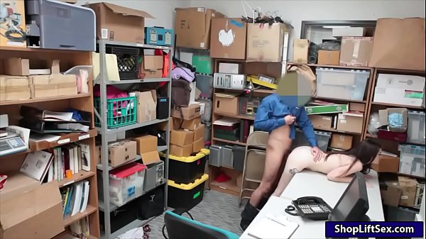 Pretty thief gets fucked_by LP officer for felony_theft