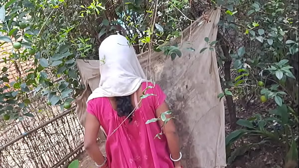 Play MP4 - Desi Bhabhi Fucked by Harami Devar Innocent