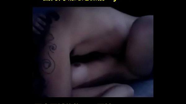 绝色美女留在国外练床技_被纹身男狂日 大JJ艹的淫叫不止