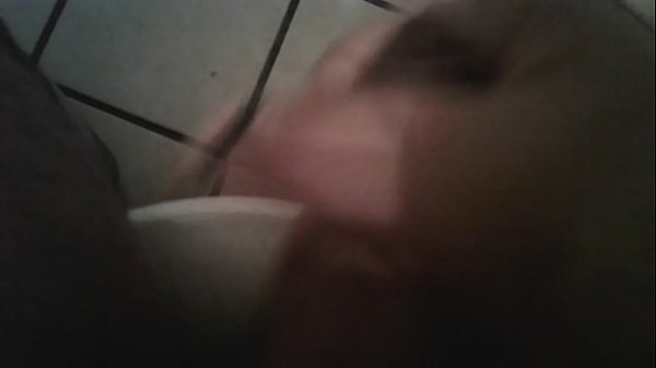 Play MP4 - Luisbig-cock