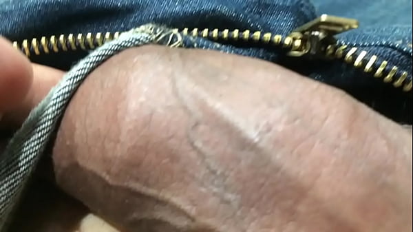 Young big cock boy play with foreskin 