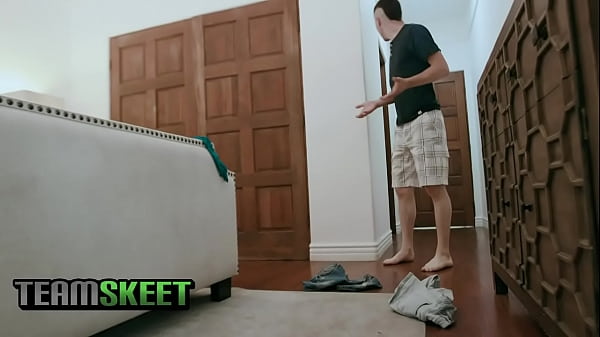 Play MP4 - Hot Lesbian Teen StepSisters Threesome With Little StepBrother