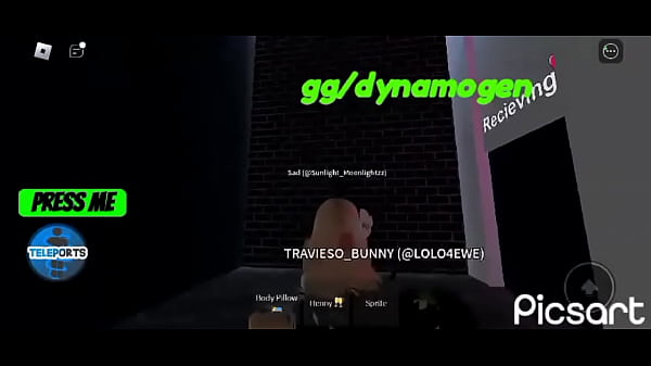 Me cojo a una robloxiana 