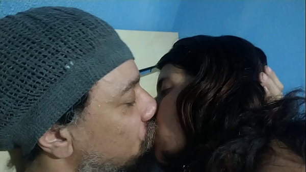 ACORDEI NA CASA DO_BLUEZAO E ELE FICOU ME OBRIGANDO A FAZER COISAS