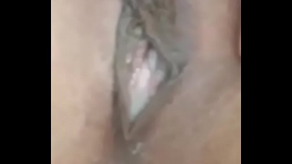 Nonton Mi Tragona Sacandose Su Lechesita thumbnail