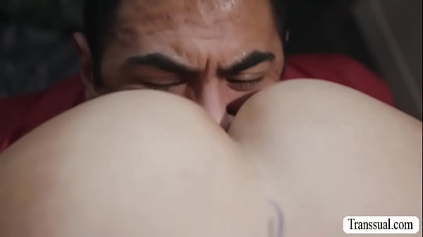 Play MP4 - Trans Foxxy craves for plumbers hard big cock