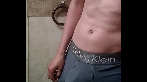 Play MP4 - Mi primo vergon